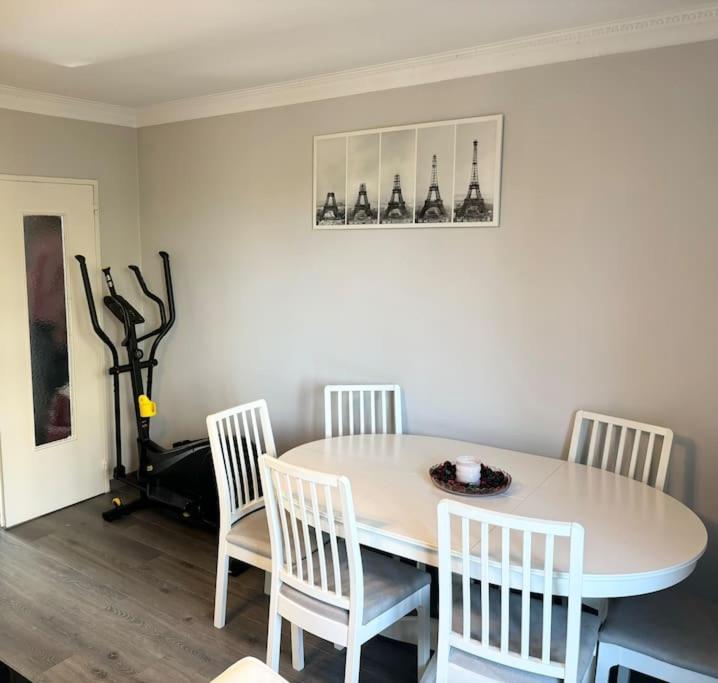 Appartement Confort Avec Balcon - Champigny Extérieur photo