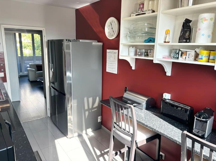 Appartement Confort Avec Balcon - Champigny Extérieur photo