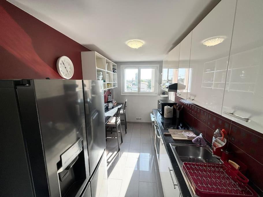 Appartement Confort Avec Balcon - Champigny Extérieur photo